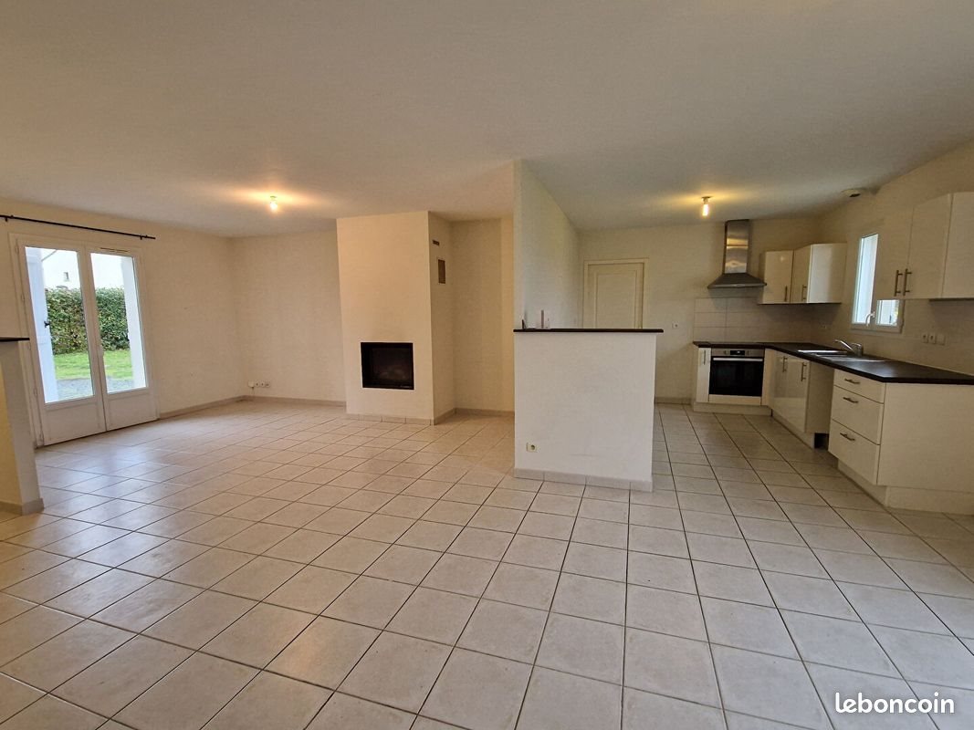 Maison à louer, 100m², Saint-Benin-d'Azy