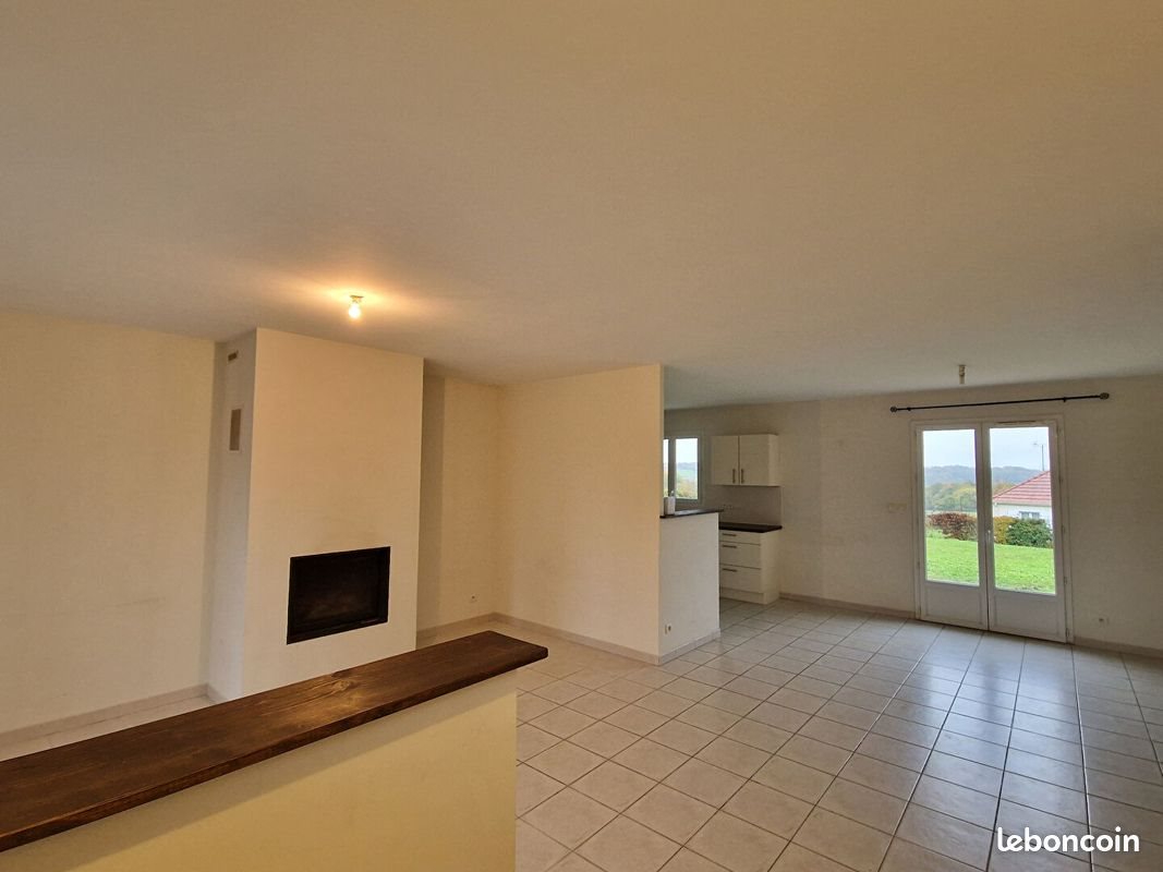 Maison à louer, 100m², Saint-Benin-d'Azy