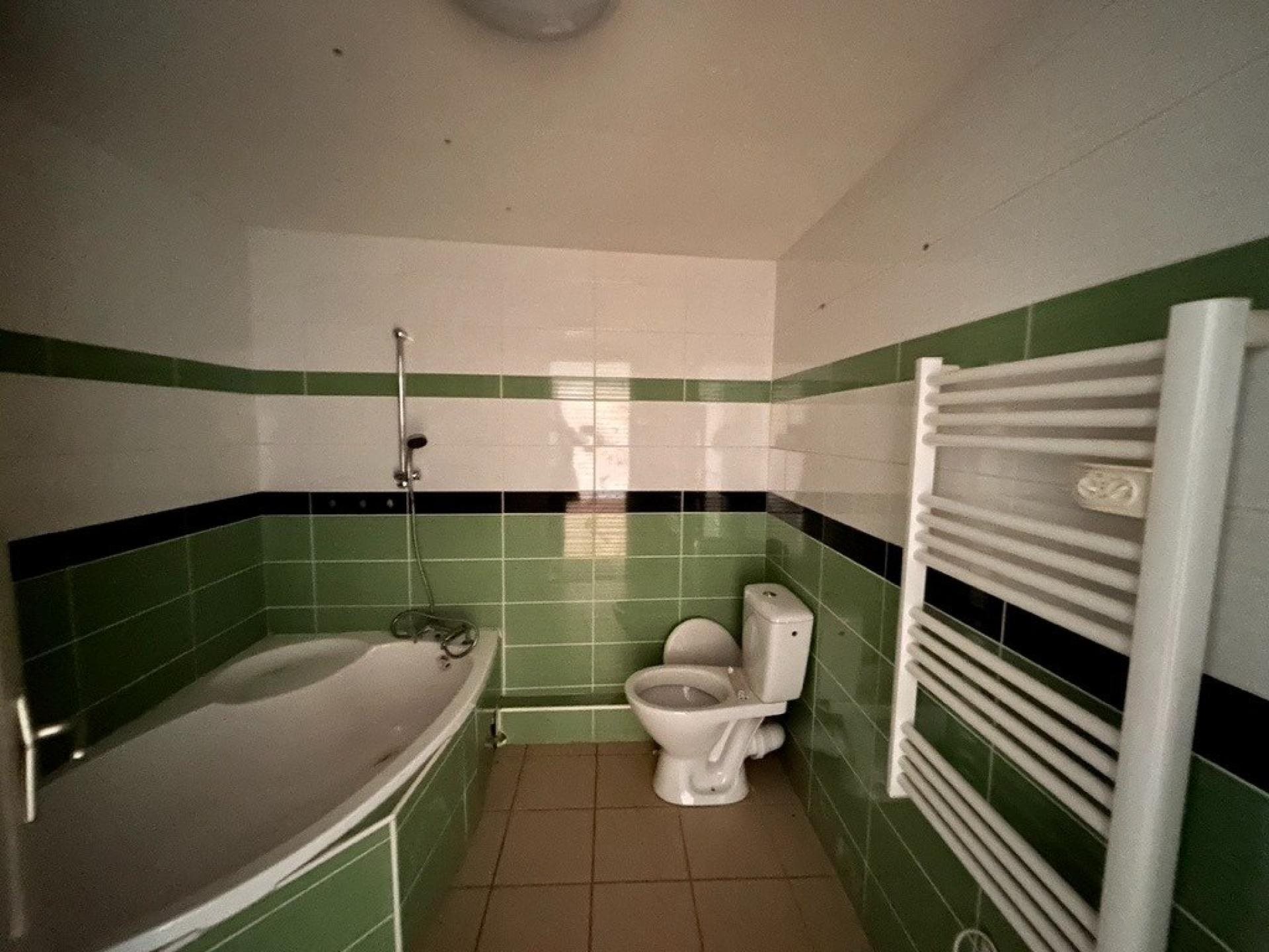 Appartement à vendre, 282m², Bourganeuf