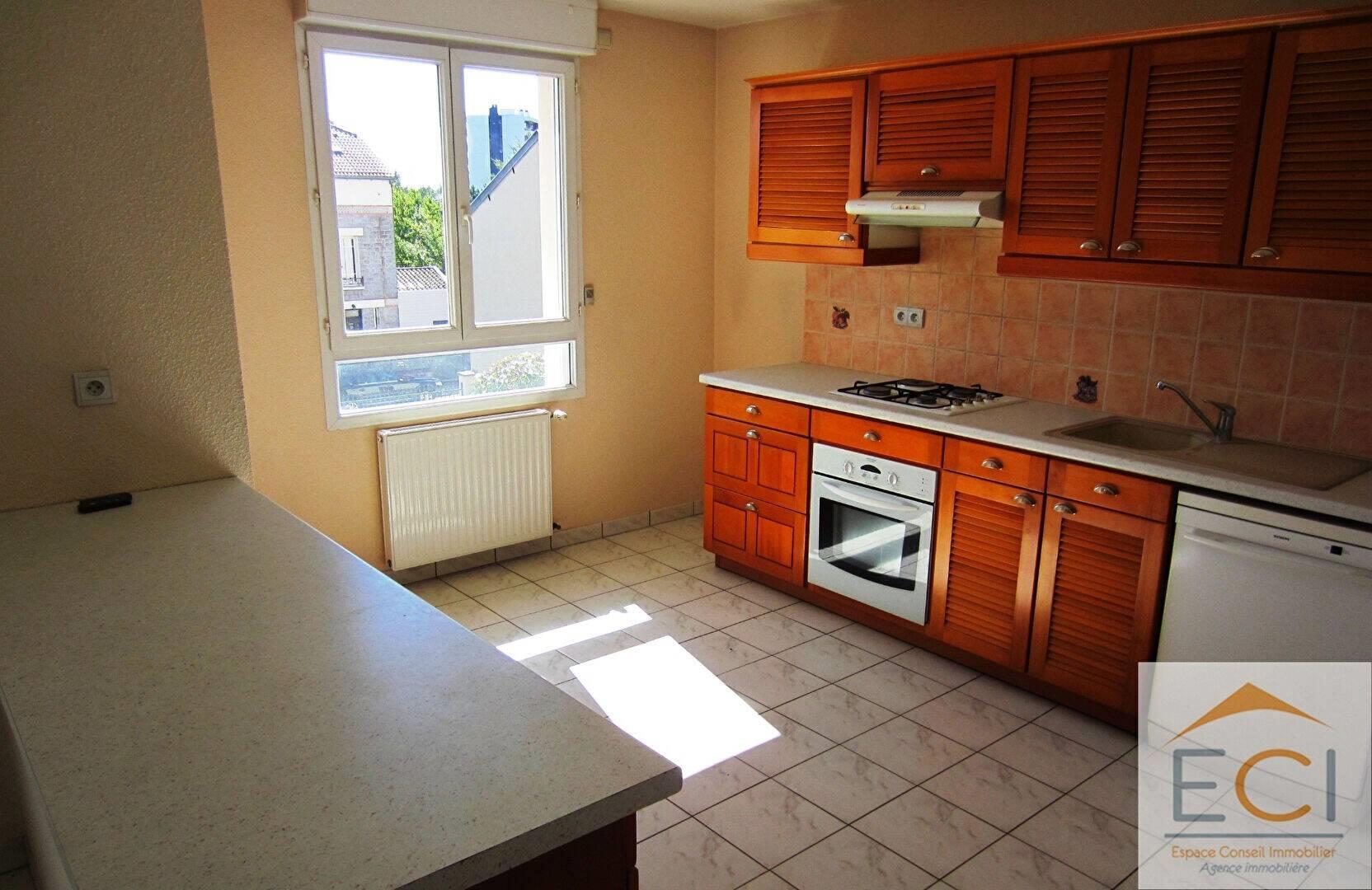 Appartement à louer, 112m², Limoges