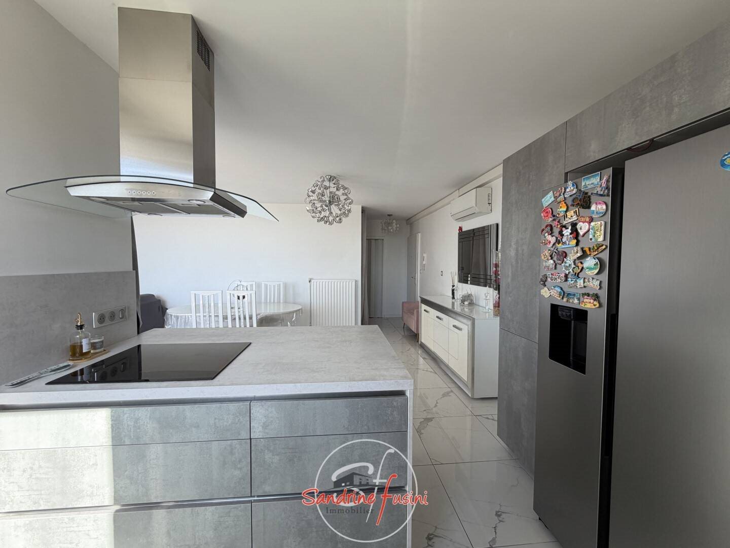 Appartement à vendre, 83m², Carros