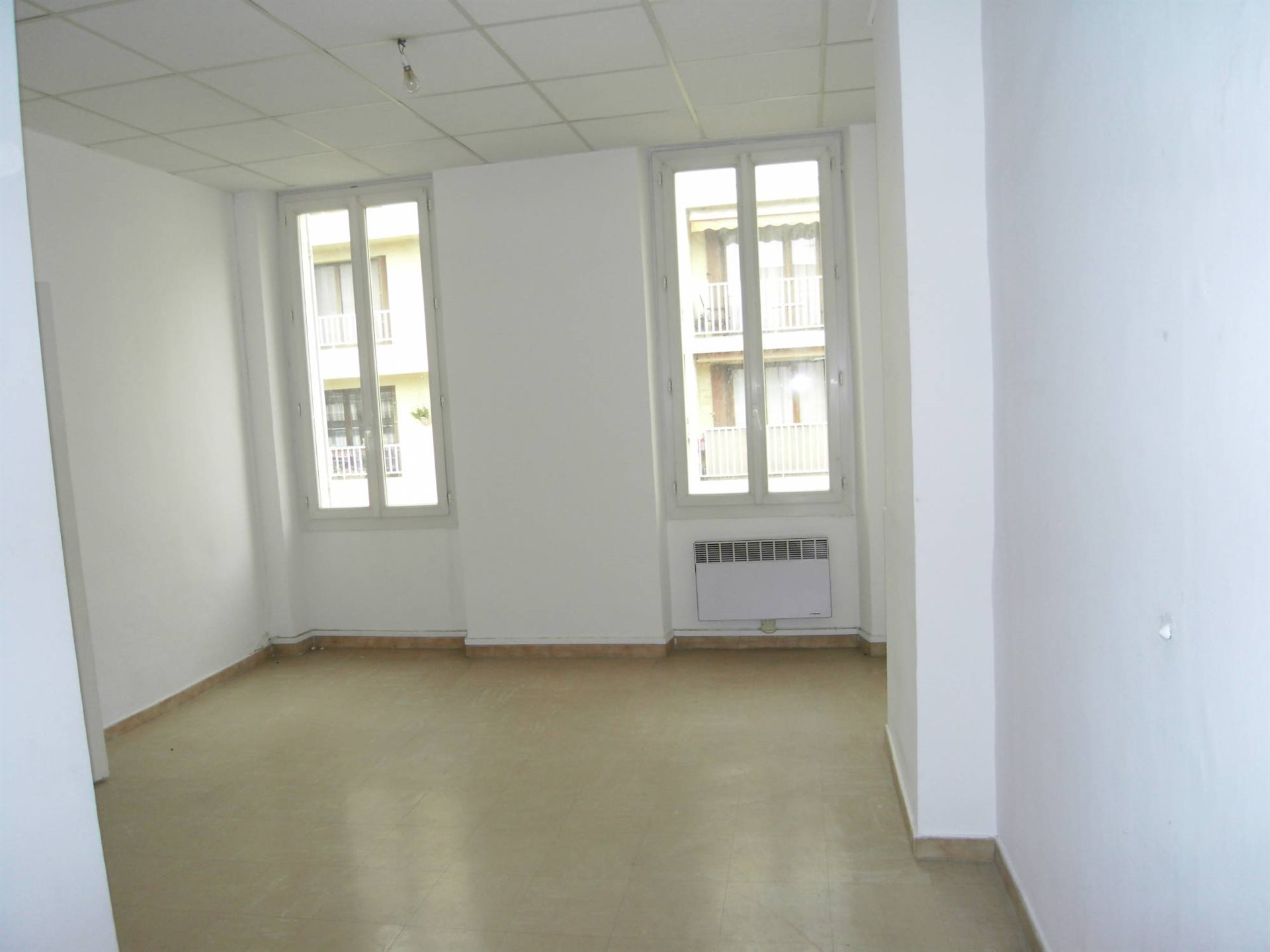 Appartement à louer, 28m², Marseille 6ème