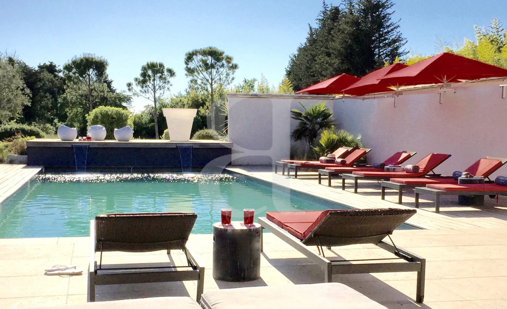 Maison à louer, 550m², L'Isle-sur-la-Sorgue