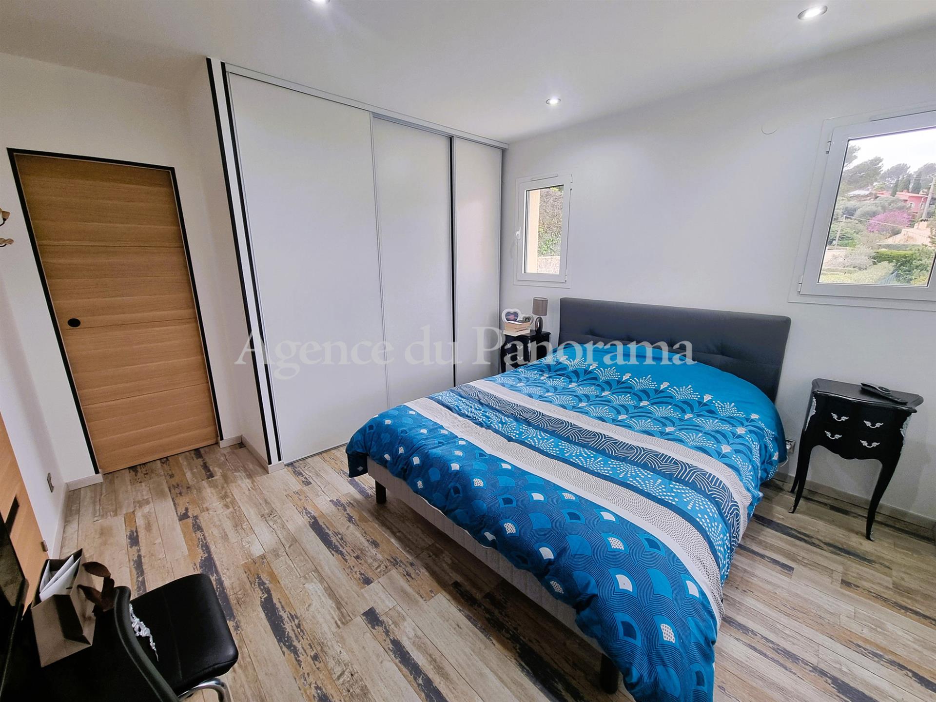 Compra: Vivenda (06530)
