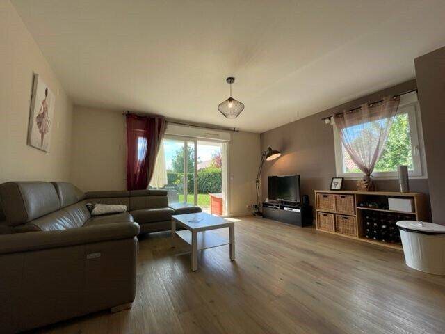 Appartement à louer, 73m², Chênex