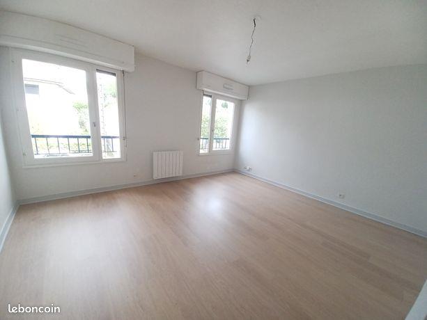 Appartement à louer, 80m², Mauriac