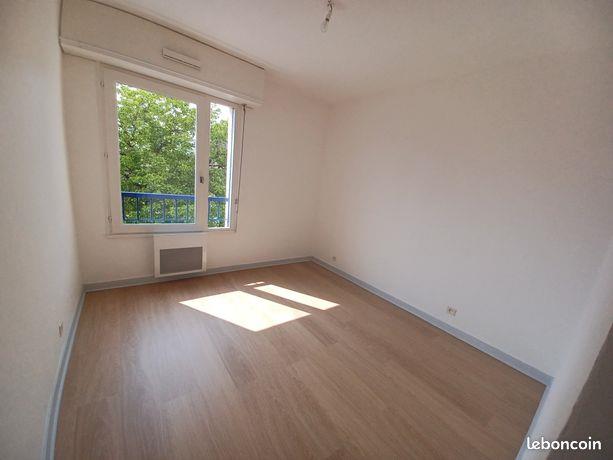 Appartement à louer, 80m², Mauriac