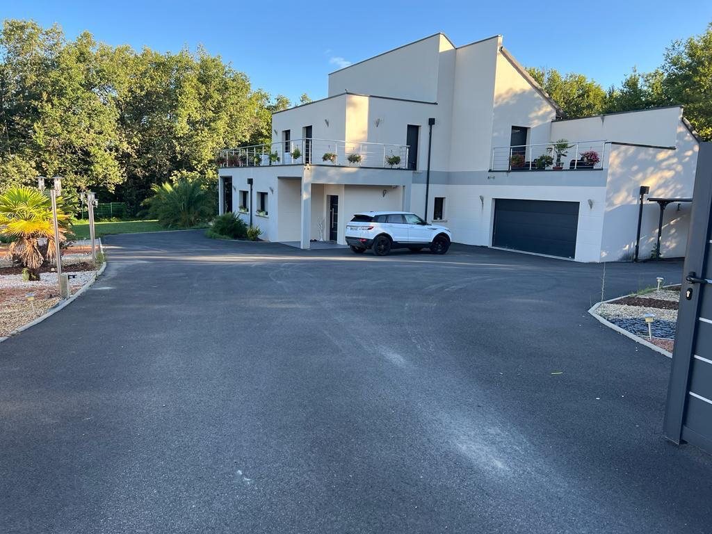 Maison à vendre, 224m², Ussac