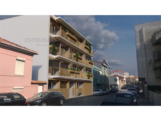 Apartamentos T2 para comprar no Centro de Leça da Palmeira -Último andar com terraço