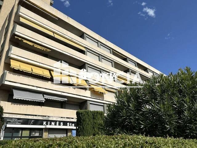 Appartement à louer, 93m², Marseille 8ème
