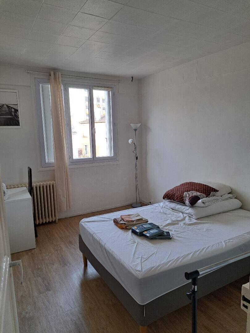 Appartement à louer, 26m², Paris 18ème