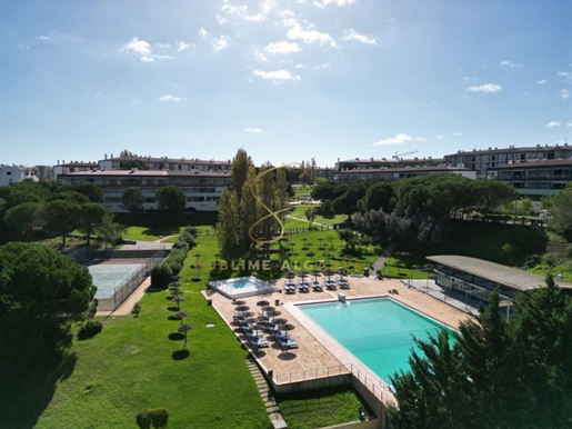 Apartamento T3 no Marina Park com ótima exposição solar em Lagos, Algarve