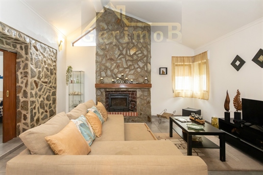 Einfamilienhaus 5 Schlafzimmer Verkaufen in Quinta do Conde,Sesimbra