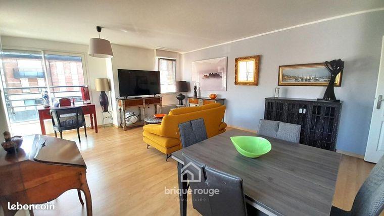 Appartement à vendre, 67m², Pérenchies