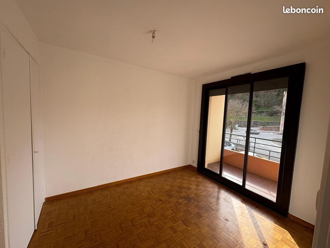 Appartement à louer, 69m², Gardanne