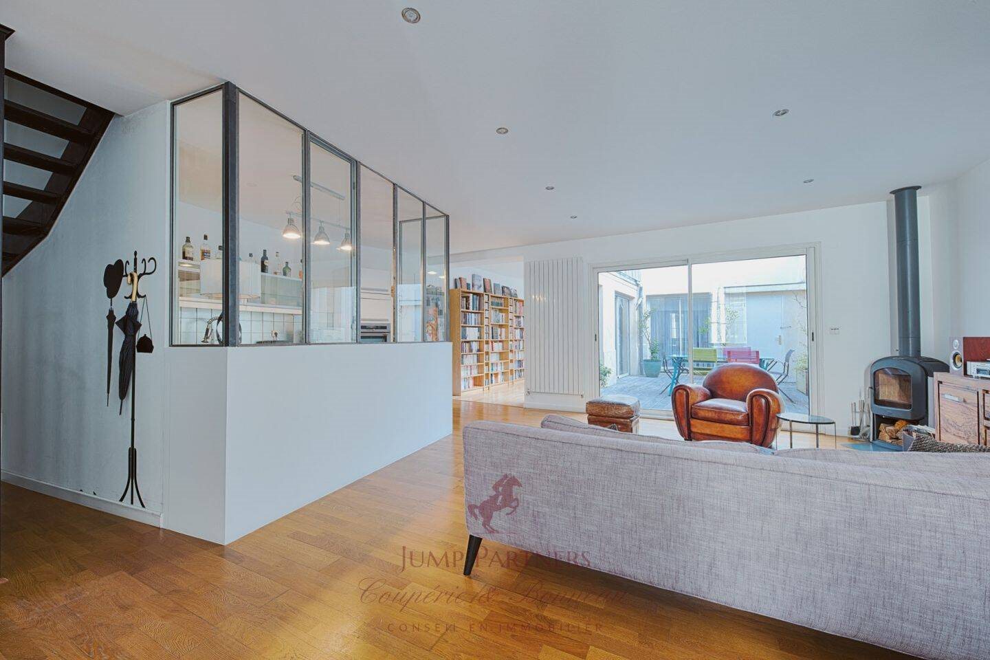 Maison à louer, 163m², Bordeaux