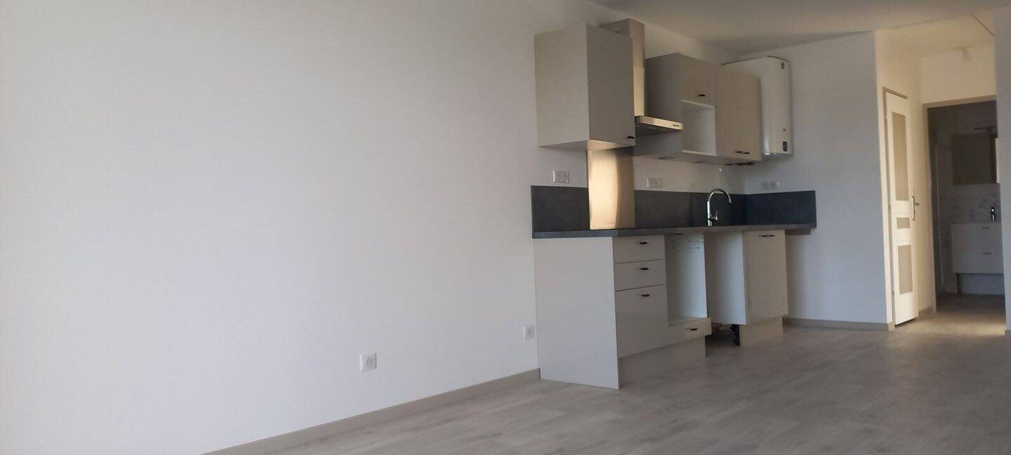Appartement à louer, 59m², Le Pin