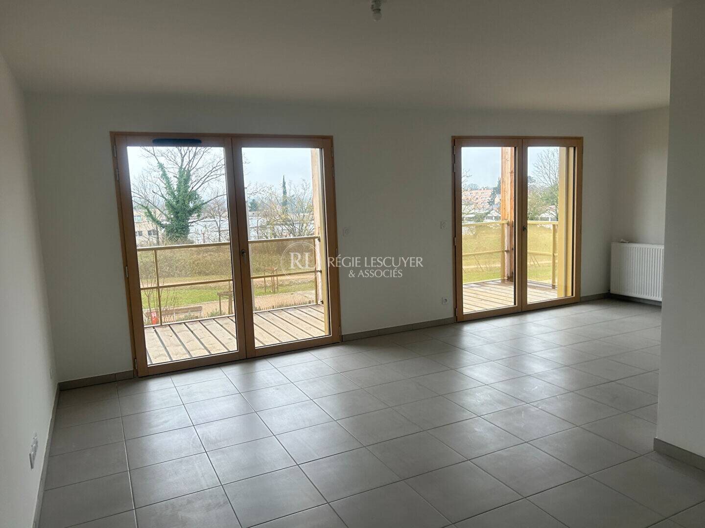 Appartement à louer, 90m², Trévoux
