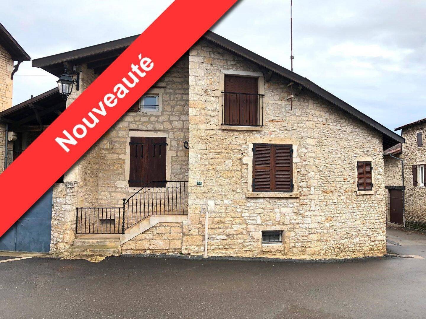 Maison à louer, 70m², Lucenay