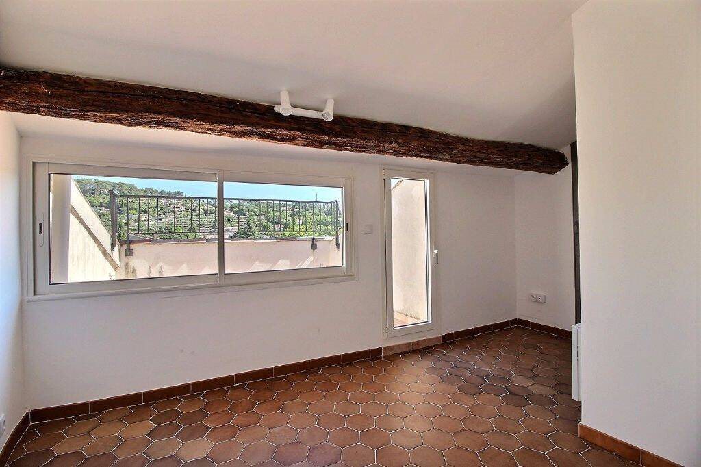 Appartement à louer, 60m², Trans-en-Provence