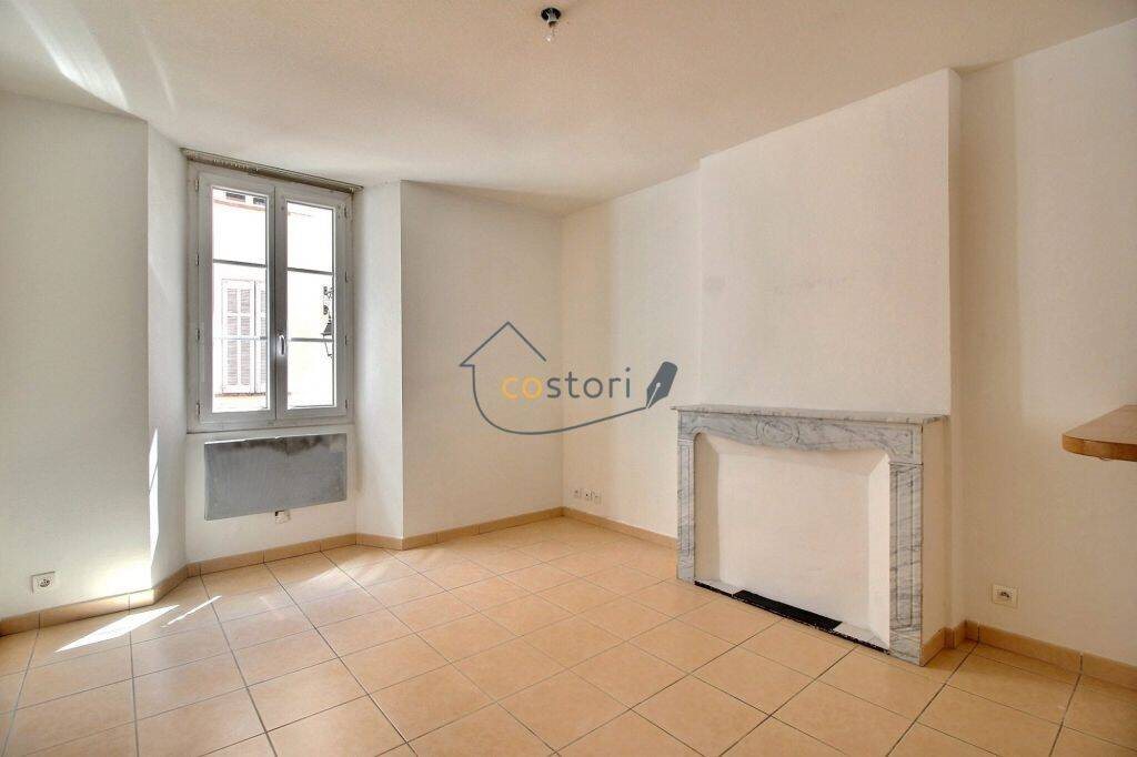 Appartement à louer, 37m², Trans-en-Provence