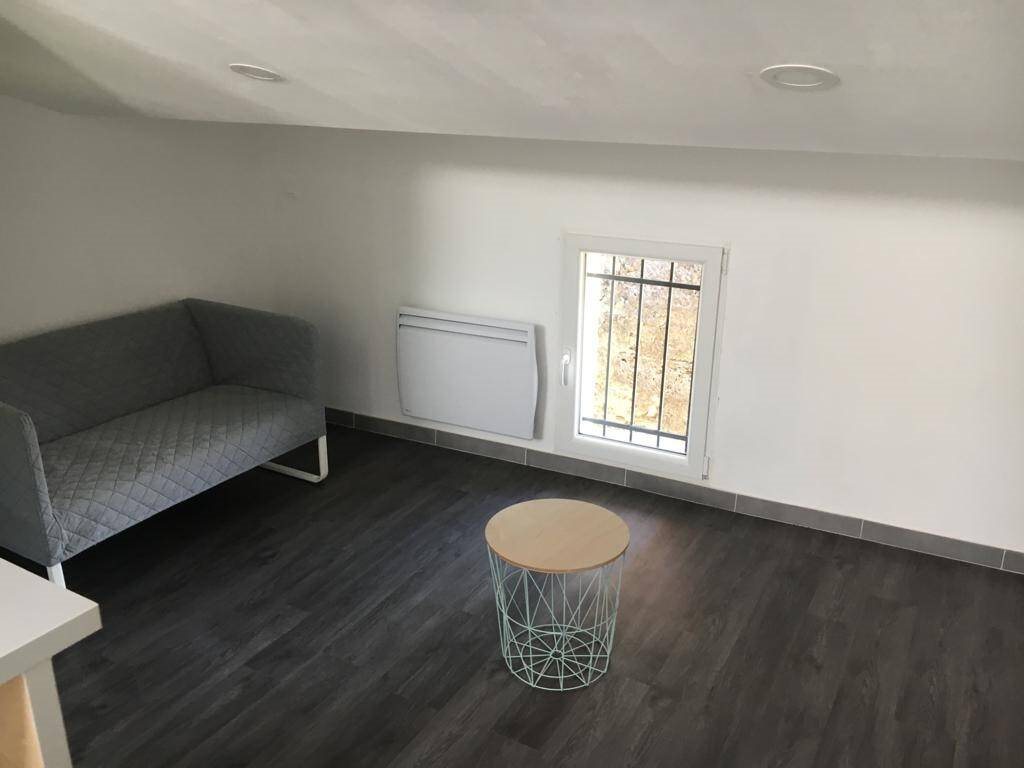 Appartement à louer, 15m², Trans-en-Provence