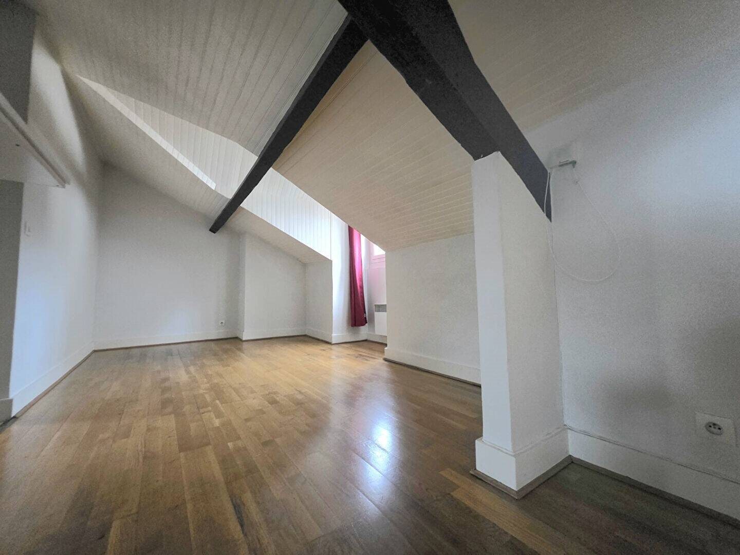 Appartement à louer, 50m², Paris 17ème