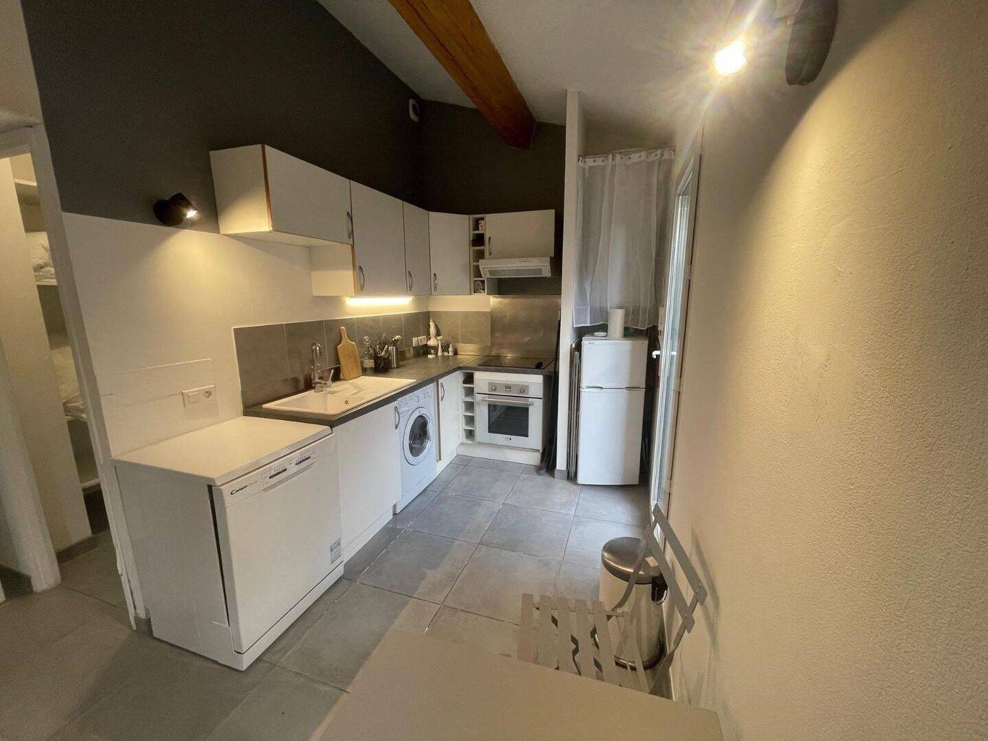 Appartement à louer, 34m², Marseille 8ème