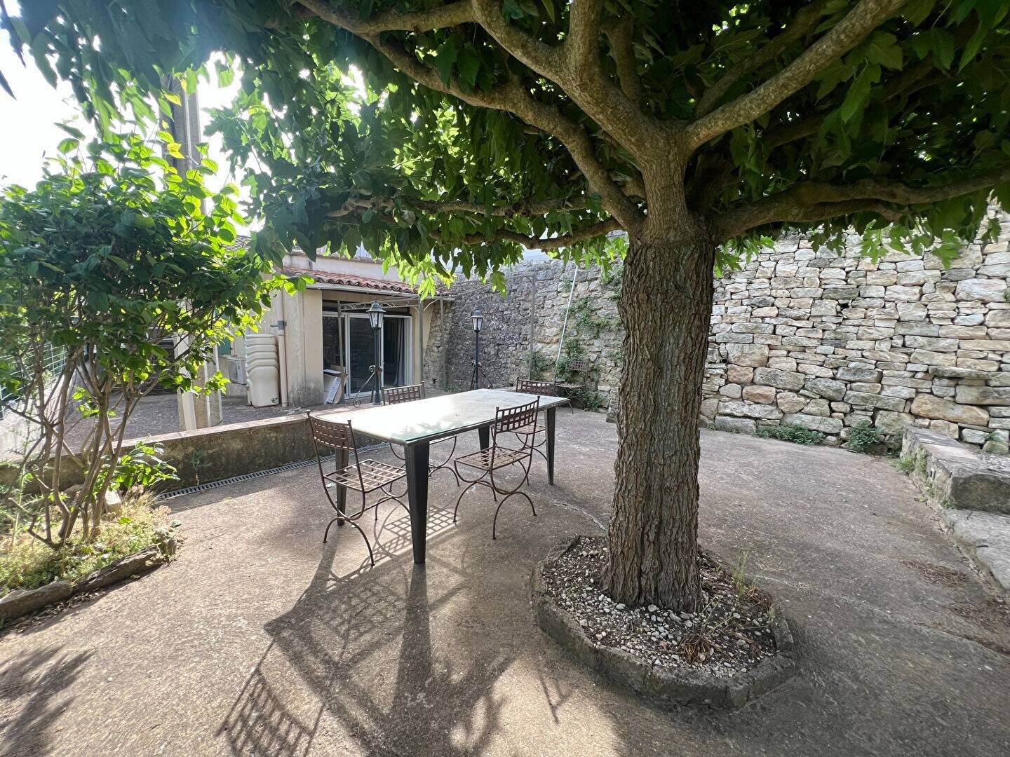 Appartement à louer, 81m², Le Beaucet