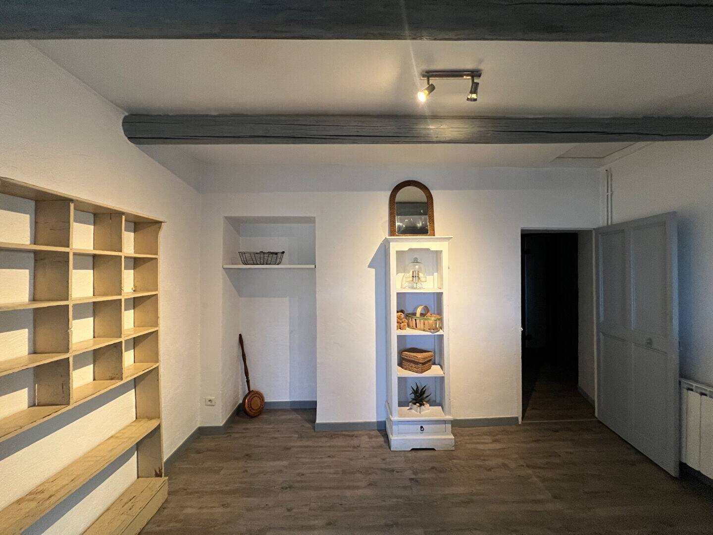 Appartement à louer, 81m², Le Beaucet