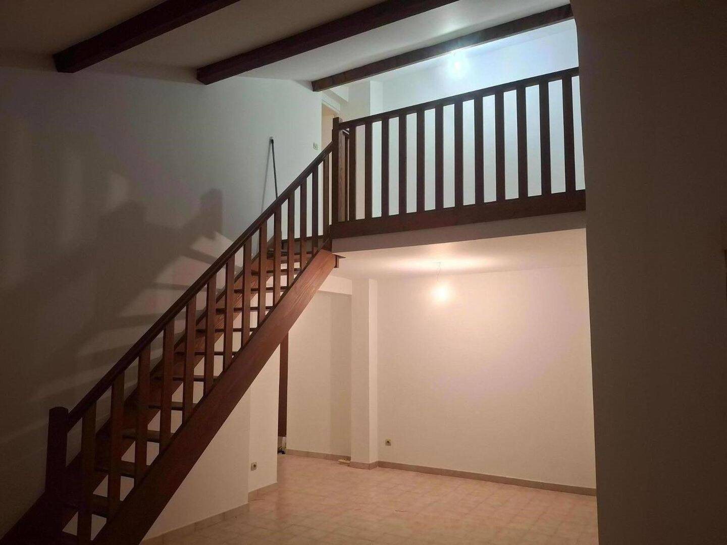 Appartement à louer, 78m², Mornant