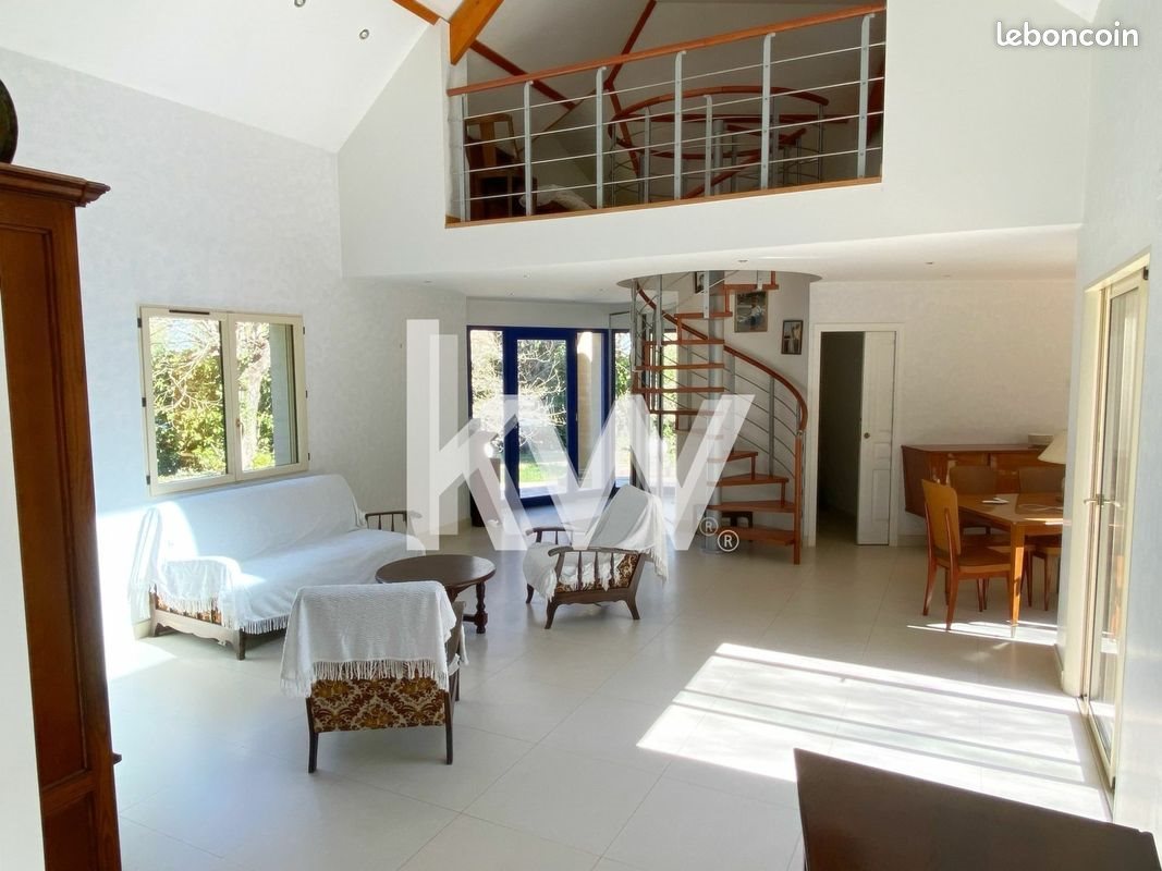 Maison à vendre, 106m², Saint-Rémy-l'Honoré