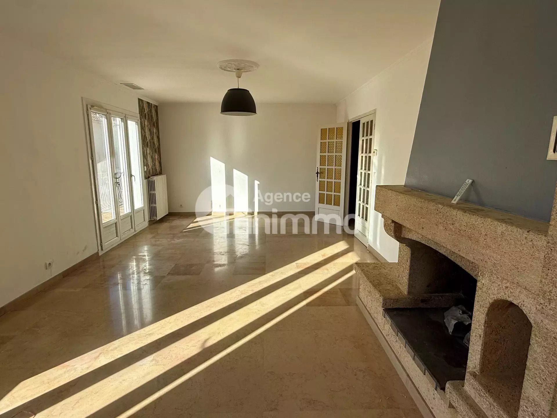 Appartement à louer, 125m², Morières-lès-Avignon