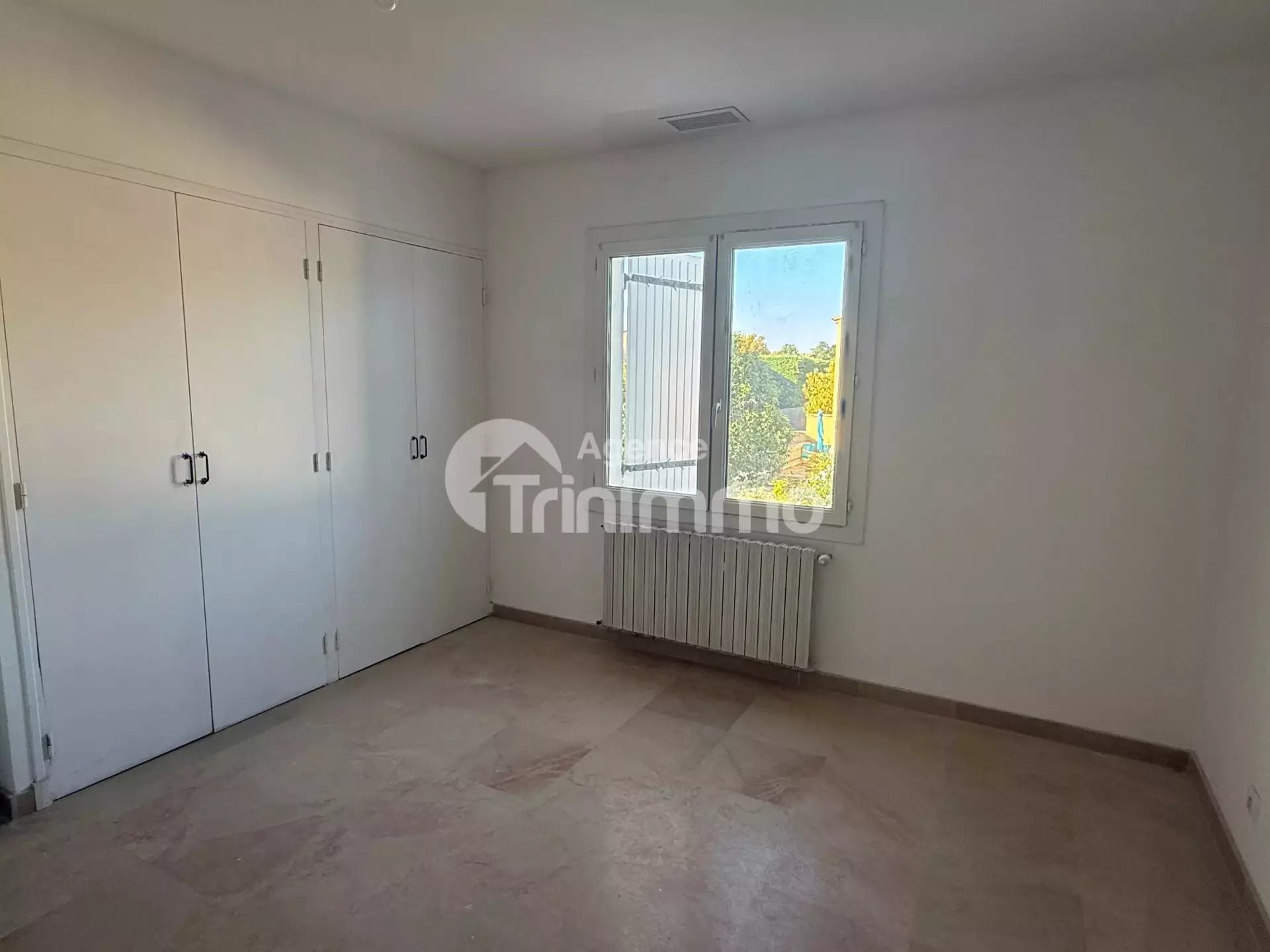 Appartement à louer, 125m², Morières-lès-Avignon