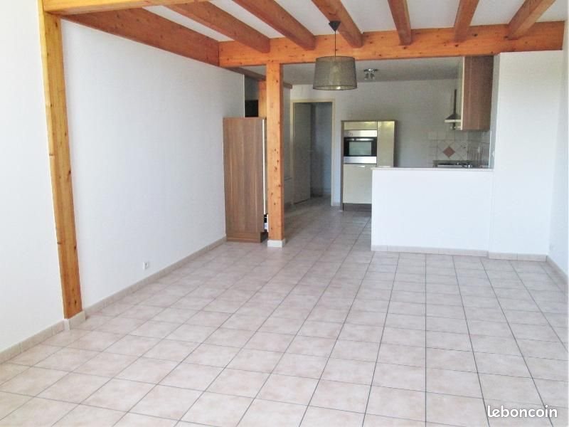 Appartement à louer, 74m², Thouars