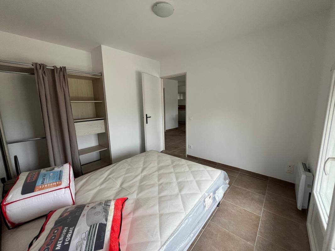 Appartement à louer, 54m², Sernhac