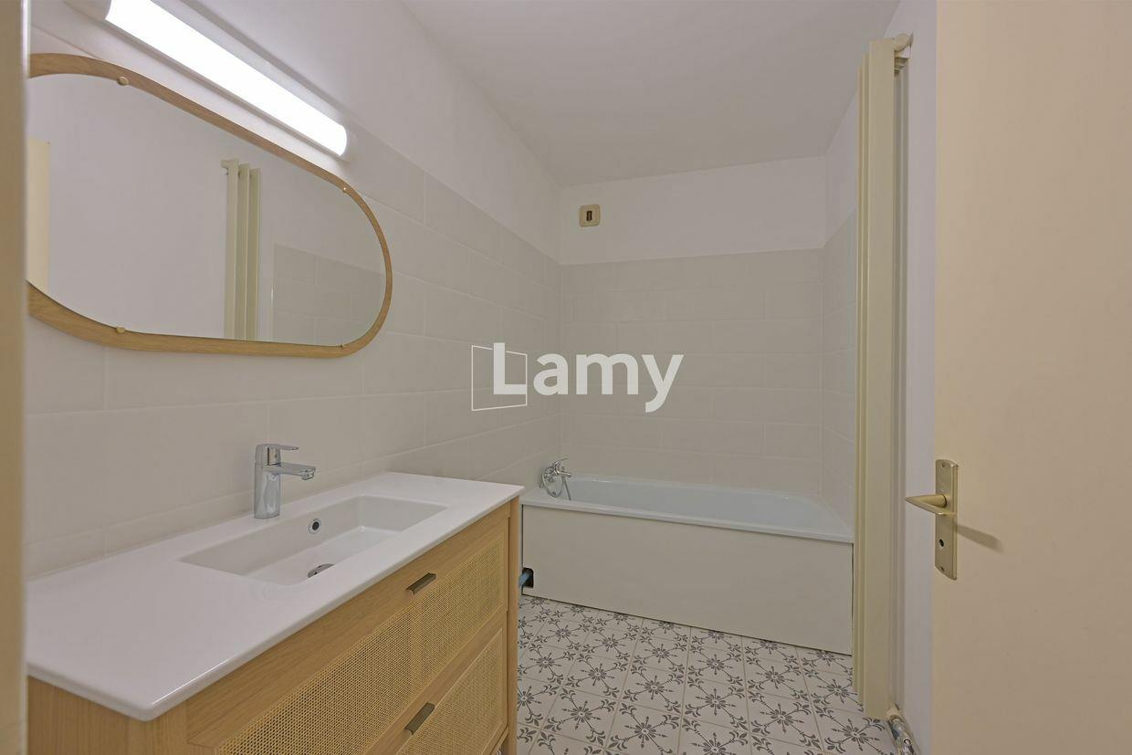 Appartement à vendre, 59m², Nîmes