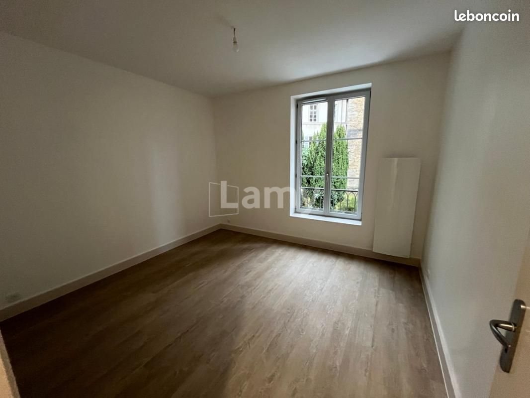 Appartement à louer, 76m², Lons-le-Saunier