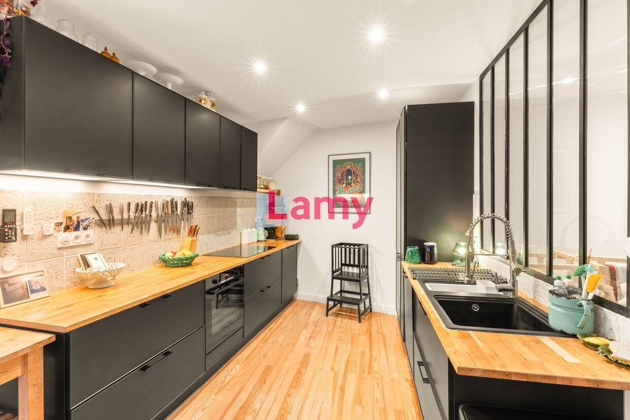Appartement à vendre, 143m², Saint-Didier-de-Formans