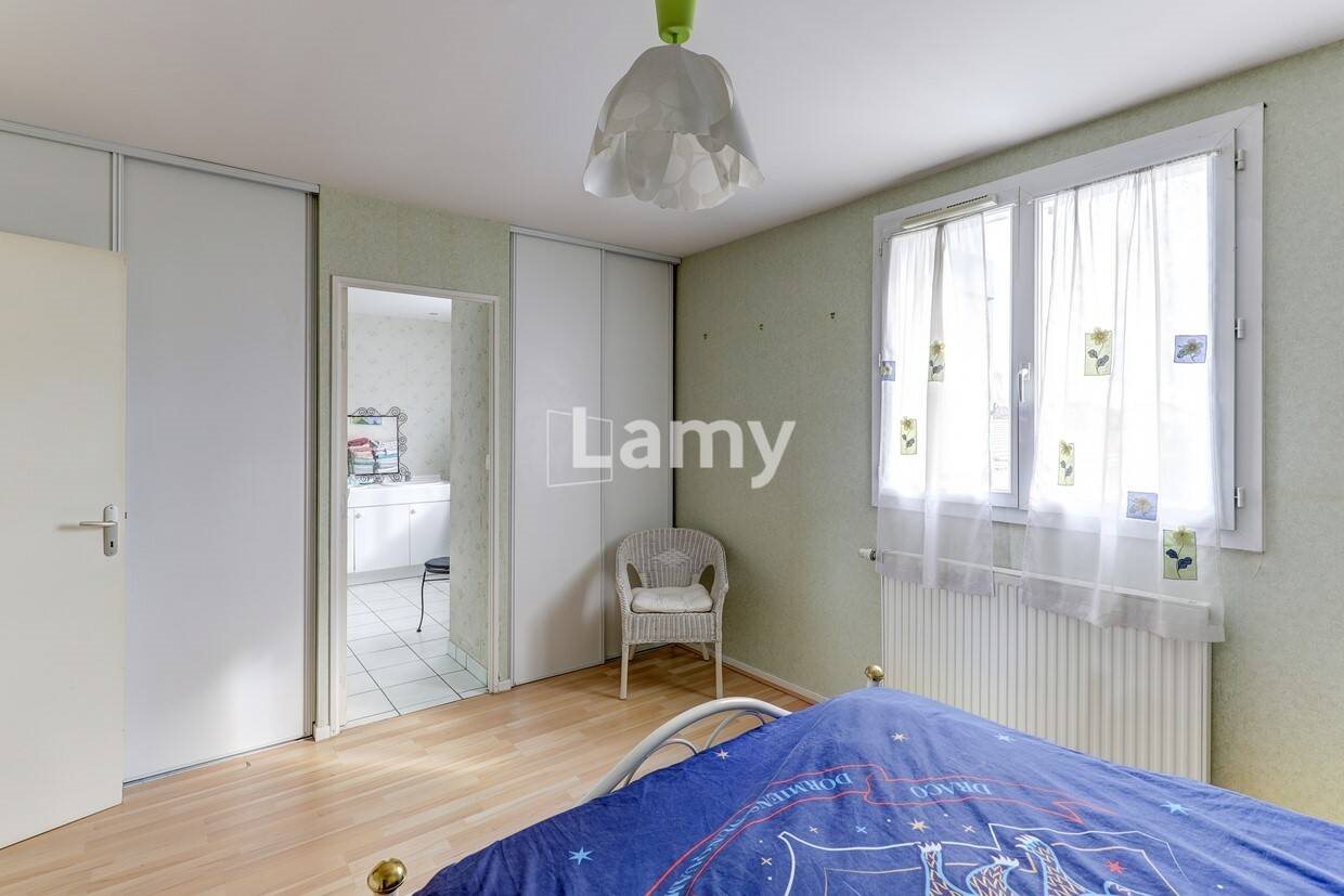 Maison à vendre, 155m², Saint-Beauzire