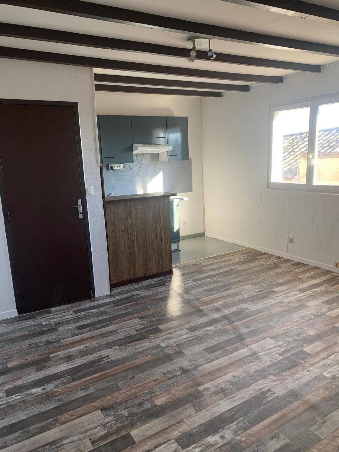Appartement à louer, 22m², Bellegarde