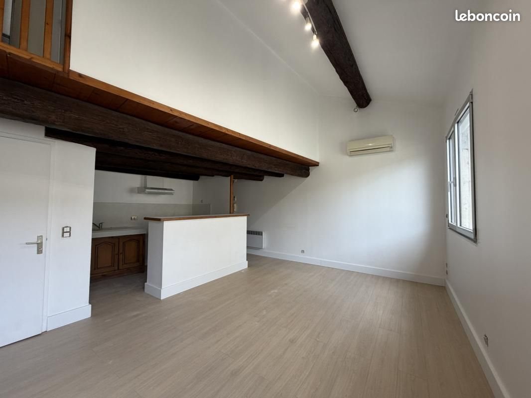 Appartement à louer, 44m², Bellegarde