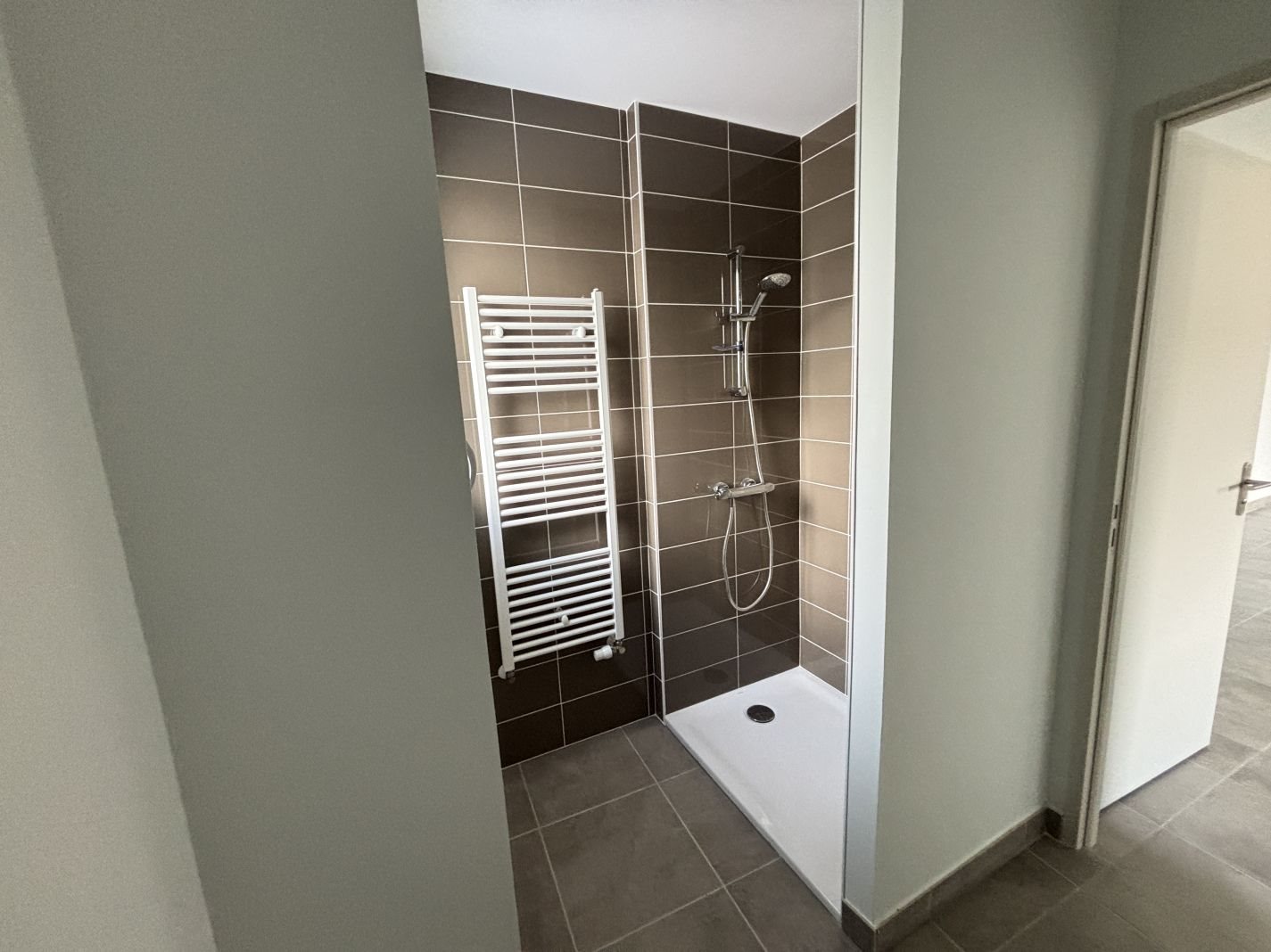 Appartement à louer, 51m², Neuville-les-Dames