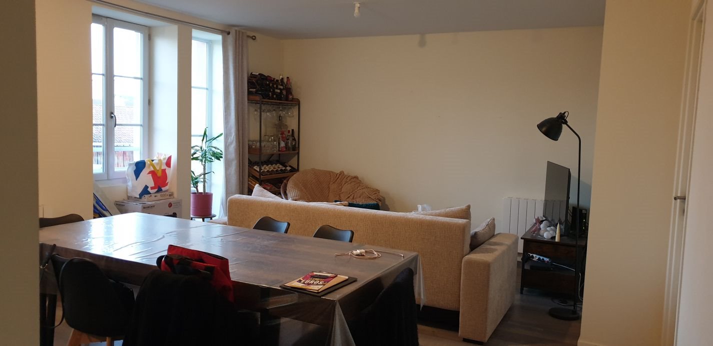 Appartement à louer, 73m², Pont-de-Vaux