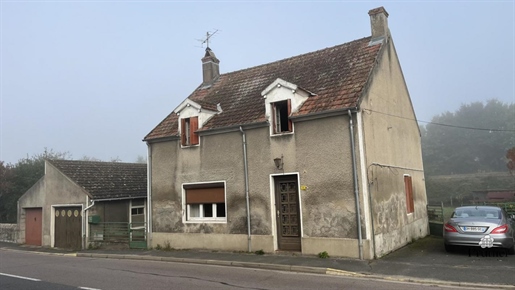 House to renovate for sale in the heart of the village