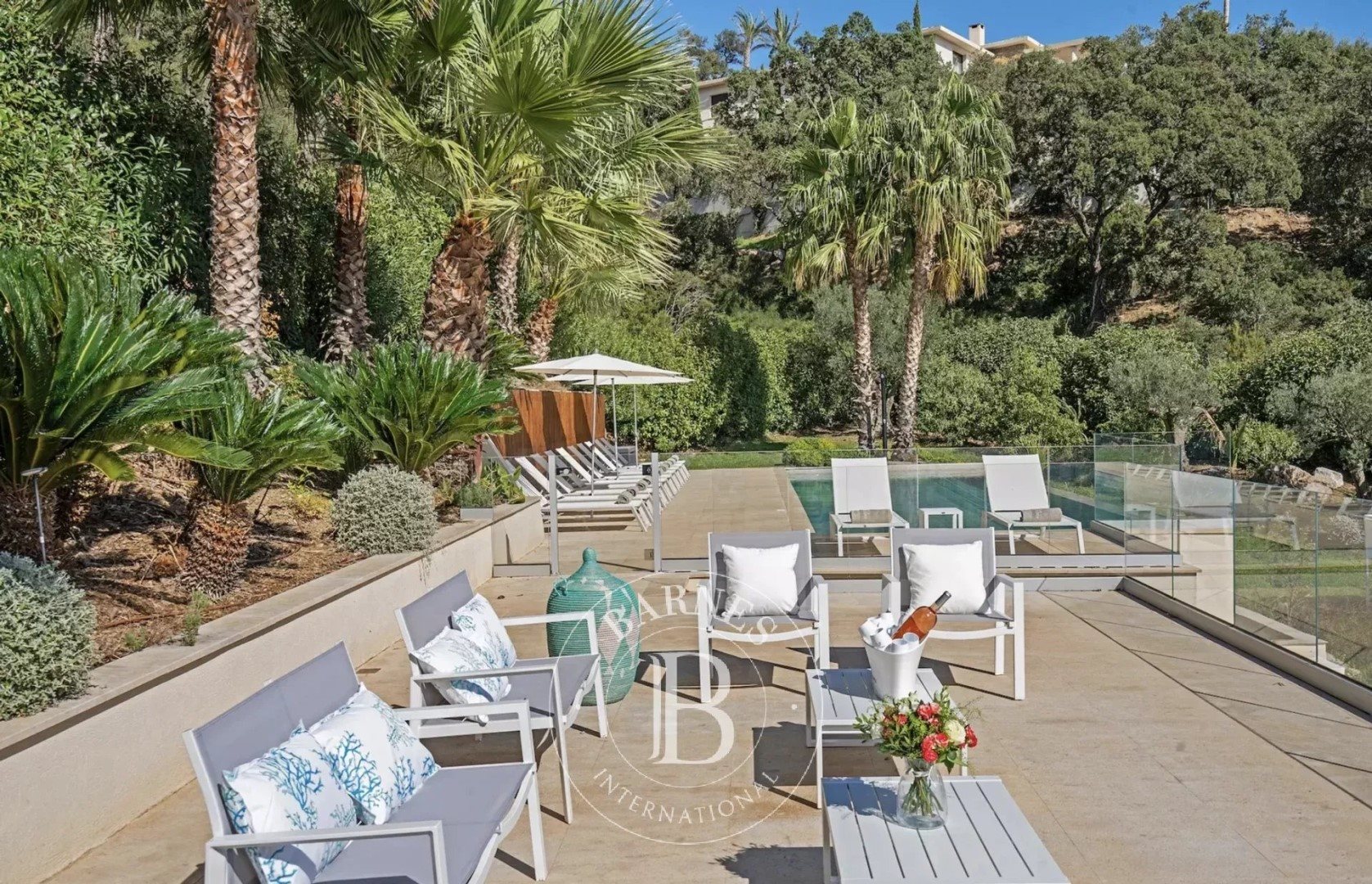 Maison à louer, 550m², Grimaud