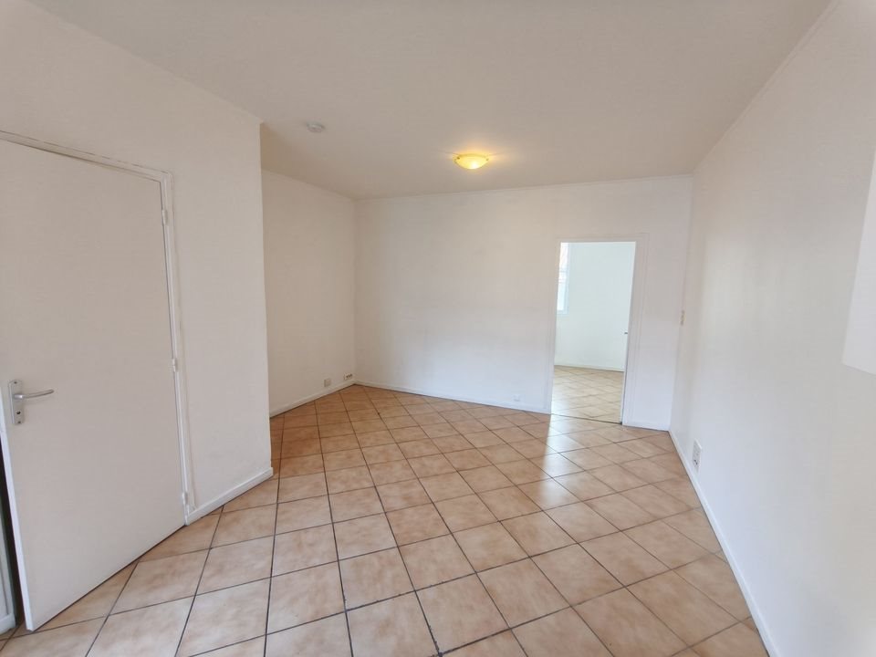 Appartement à vendre, 33m², Nîmes