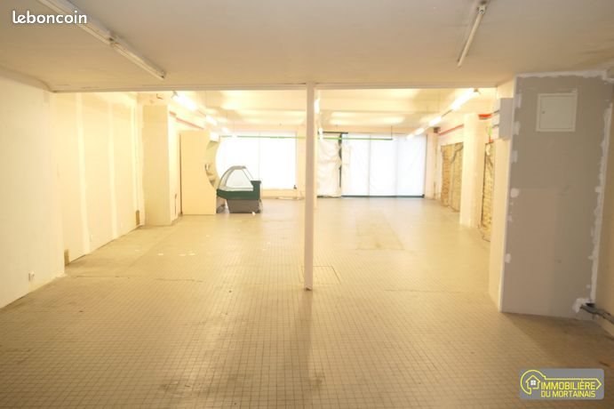 Appartement à vendre, 287m², Saint-Brice-de-Landelles