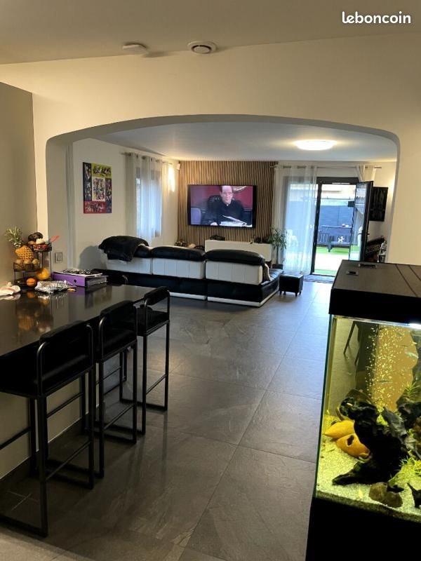 Maison à vendre, 142m², Peypin