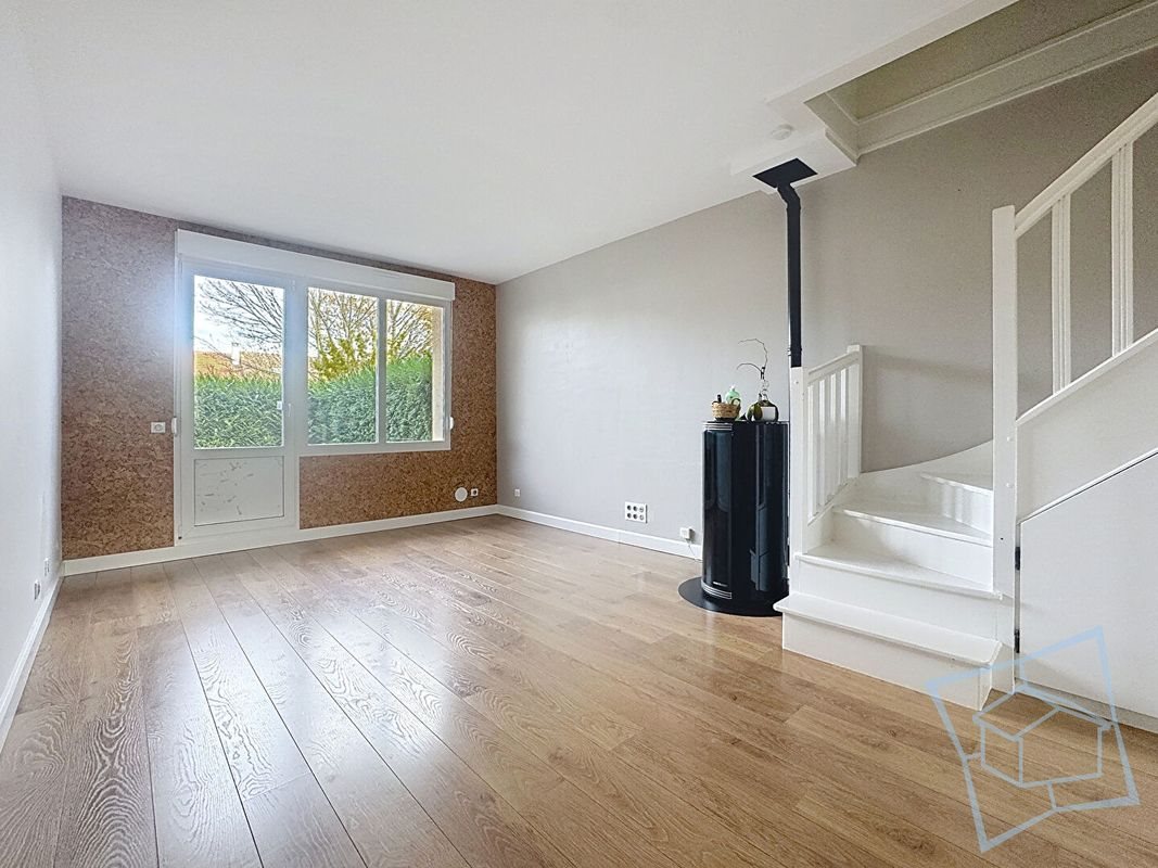Maison à louer, 84m², Voisins-le-Bretonneux